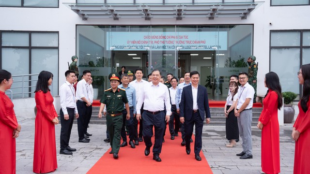 Ph&aacute;t hiện kho h&agrave;ng khổng lồ hơn 1,4 triệu m2 của Việt Nam s&aacute;t v&aacute;ch Trung Quốc c&oacute; bước tiến mới - Ảnh 1.