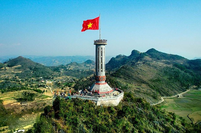 Phát hiện địa danh Việt Nam lọt Top 10 đẹp nhất thế giới, có thảo nguyên rộng 90 ha như