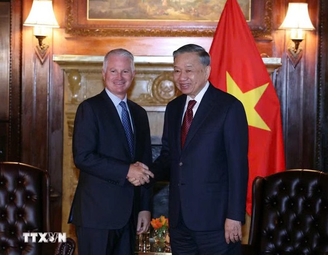 Trả lời PV Bloomberg, Tổng B&iacute; thư, Chủ tịch nước chia sẻ mục ti&ecirc;u tăng trưởng GDP tr&ecirc;n 10% mỗi năm của Việt Nam - Ảnh 1.