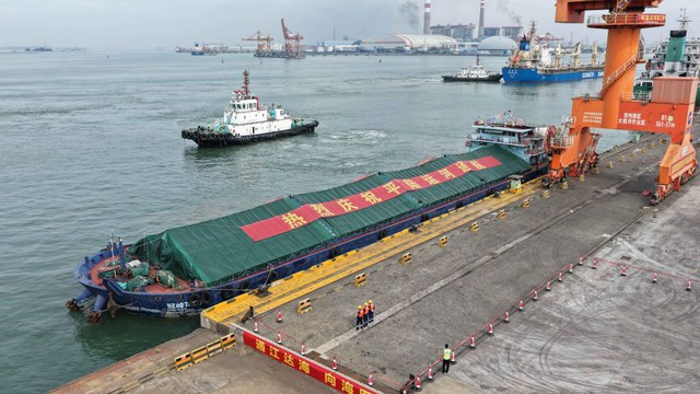 Kênh đào tỷ USD của Trung Quốc vừa mở, hàng Việt Nam trở thành “phép thử”: Hành trình có thể rút 400 km - Ảnh 1. Kênh đào tỷ USD của Trung Quốc vừa mở, hàng Việt Nam trở thành “phép thử”: Hành trình có thể rút 400 km - Ảnh 1.