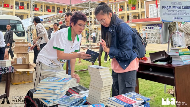 Nh&agrave; b&aacute;o Trần Mai Anh: Hợp lực h&agrave;nh động v&igrave; trẻ em l&agrave; &ldquo;mệnh lệnh từ tr&aacute;i tim&rdquo; - Ảnh 2.