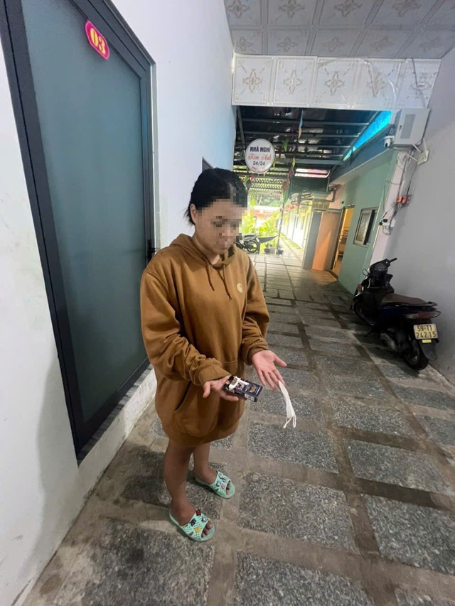 Công an bắt quả tang Nguyễn Dương Tố My SN 2004 - Ảnh 2.