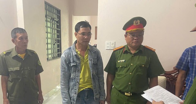 Ra lệnh bắt tạm giam môi giới 54 tuổi để điều tra về số tiền 17 tỷ đồng - Ảnh 1.