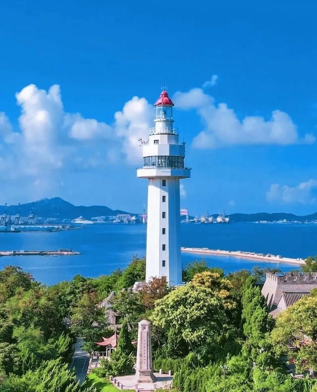 Ngày 24/9, sân bay Nội Bài có một máy bay hạ cánh: Khách lạ là ai? - Ảnh 4.