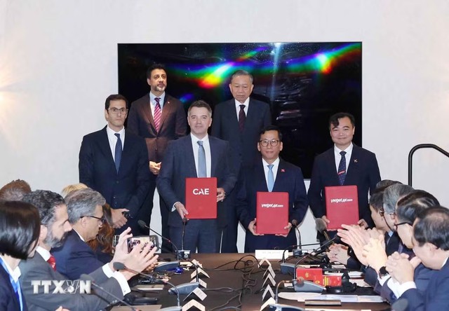 Tổng B&iacute; thư, Chủ tịch nước chứng kiến Việt Nam k&yacute; thỏa thuận với Canada, lĩnh vực g&oacute;p hơn 17 tỷ USD cho GDP - Ảnh 1.