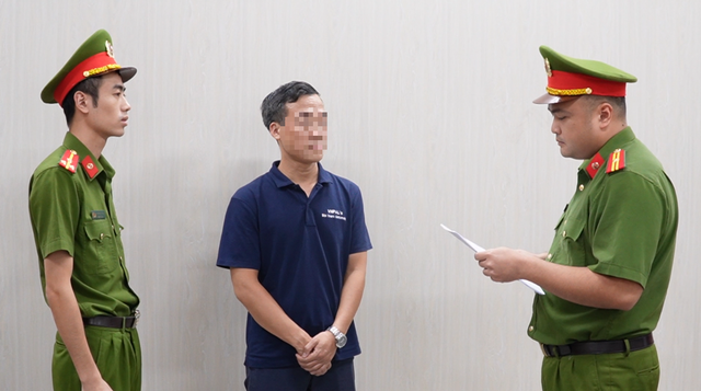 Thi hành lệnh bắt tạm giam Chủ tịch Công ty du lịch Triệu Tuấn Dũng SN 1980 - Ảnh 1.