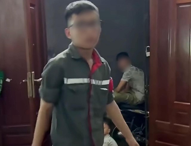 Xôn xao nhóm người thông cống nhà dân đòi 14,5 triệu đồng ở Hà Nội: Cái kết sau khi chủ nhà báo công an - Ảnh 1.