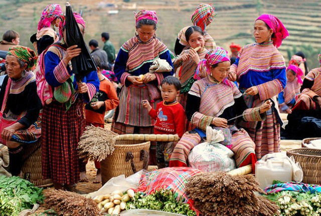 Đặc sản khiến nhiều người Việt nhìn đã e dè, khách Tây thử một miếng rồi khen béo ngậy như kem - Ảnh 6.