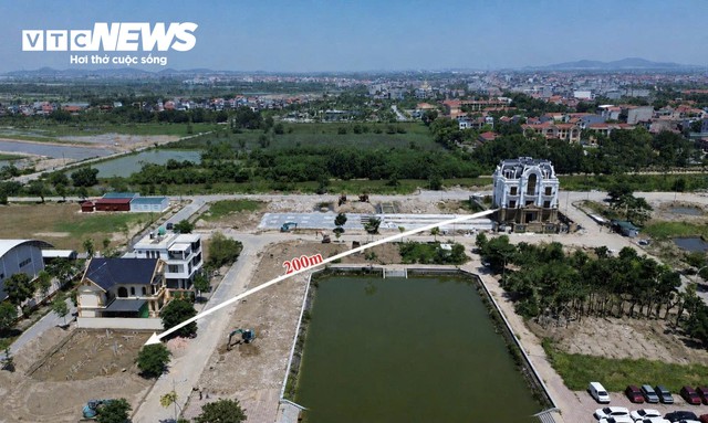 Biệt thự lộng lẫy gần 1.000m2 được "thần đèn" di dời để làm đường ở Bắc Ninh: Chủ nhà tiết lộ về chi phí - Ảnh 2.