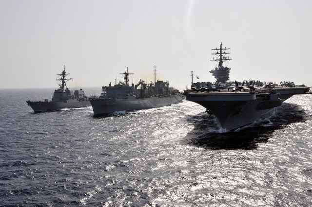 	Làm cách nào để S-300 có thể cập cảng và di chuyển, triển khai một cách an toàn khi tàu chiến Mỹ đang bao vây Syria?