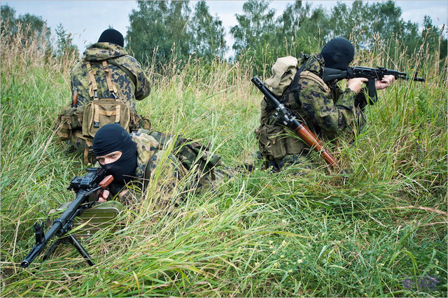 Xem đặc nhiệm Nga diễn tập bắn tỉa chiến chuật