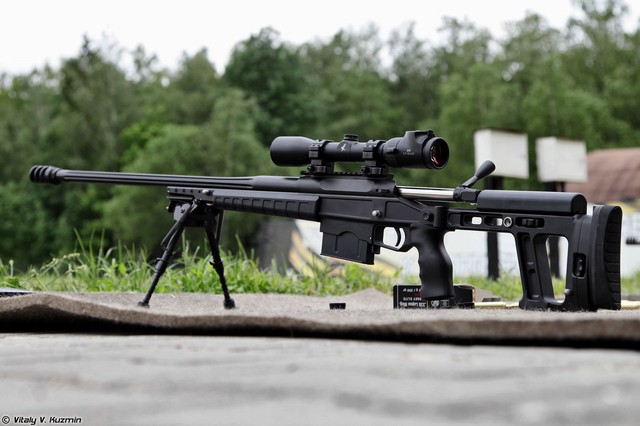 T-5000 có trọng lượng 5,8kg, dài 1,27m với báng súng mở tối đa hoặc 1,02m với báng gấp.