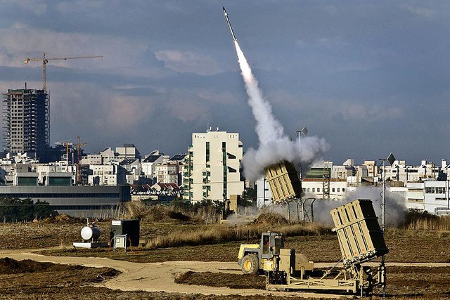 Israel triển khai Iron Dome sát biên giới Ai Cập