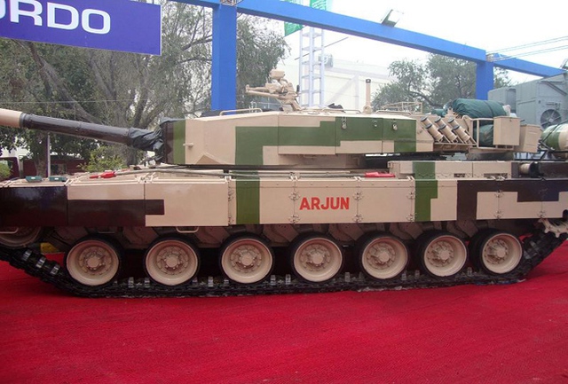 Ấn Độ hoàn thiện siêu tăng Arjun Mk II