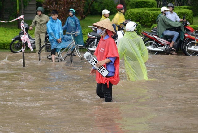 Dịch vụ mò biển số ô tô rơi quanh Keangnam