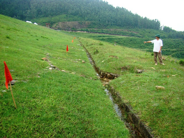 Vĩnh Phúc: 60 nghìn người dân phập phồng sống dưới "bom nước"