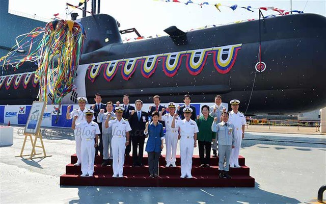 Trung Quốc lo thay cho Triều Tiên khi Hàn Quốc hạ thủy tàu ngầm