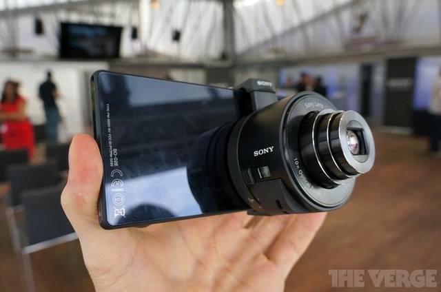 Cận cảnh Sony Xperia Z1 với thiết kế thời trang và phụ kiện camera siêu khủng