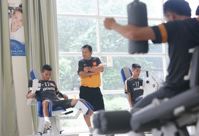 U23 Việt Nam nhồi thể lực trong phòng gym 7