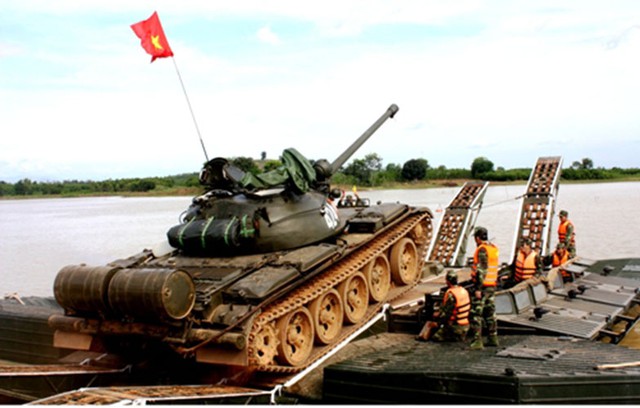 Sức mạnh Tăng-Thiết giáp Việt Nam so với láng giềng