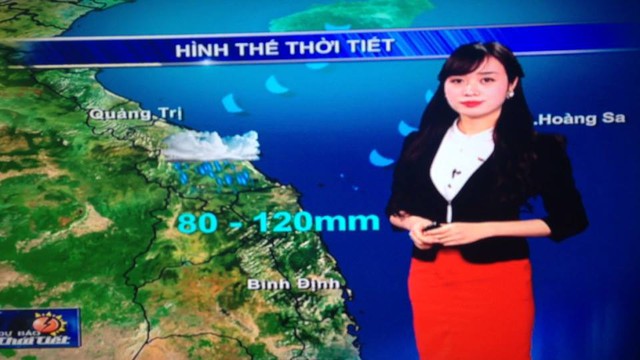  	Cô giáo Lan Phương là MC của chương trình dự báo thời tiết.