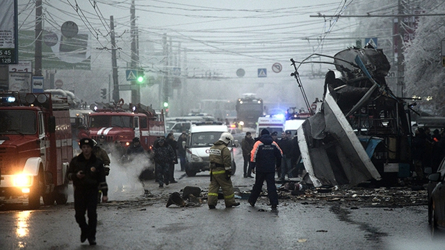 Hiện trường vụ đánh bom tự sát trên xe điện ở thành phố Volgograd của Nga, khiến 14 người thiệt mạng.