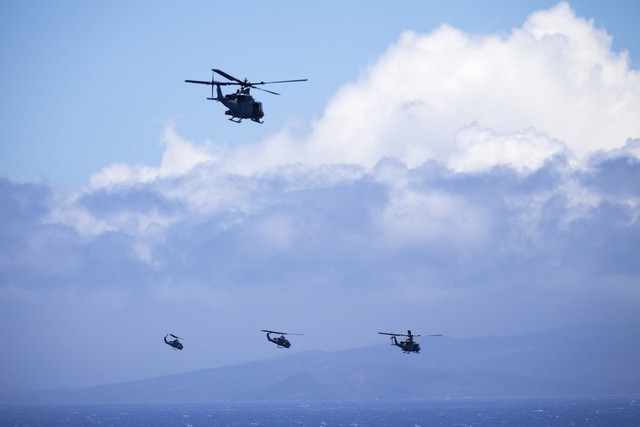 Trong một số sứ mệnh nhất định, có 12 máy bay trực thăng tham gia cùng nhau.