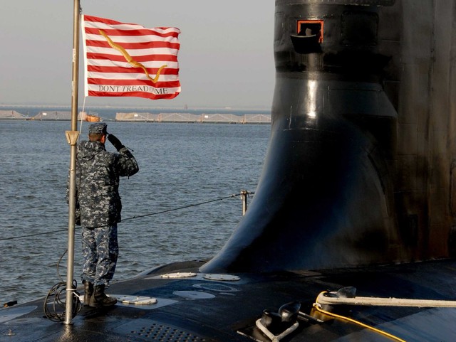Mỗi chiếc tàu ngầm lớp Virginia có giá khoảng 2 tỷ USD.