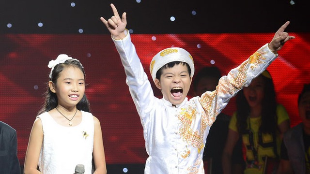  	Quang Anh và Phương Mỹ Chi khoảnh khắc được xướng tên trong đêm chung kết The Voice Kids