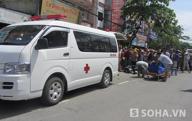Vụ tai nạn làm giao thông qua khu vực đường Huỳnh Tấn Phát bị ách tắc cục bộ