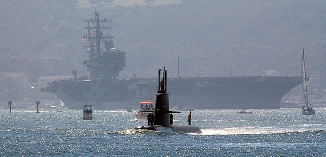 Từ 2005 đến 2007, Hải quân Mỹ thuê tàu ngầm Gotland, Thụy Điển, dùng trong huấn luyện chống tàu ngầm. Gotland được trang bị AIP