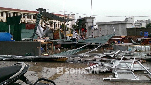  	Quán ăn mới khai trương 1 tháng cũng đổ nát hoàn toàn (Ảnh: Trang Anh)