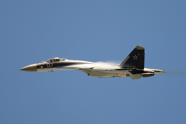 Su-35S có thể đương đầu với tất cả các loại máy bay tàng hình thế hệ 5 như F-22 Raptor của Mỹ.