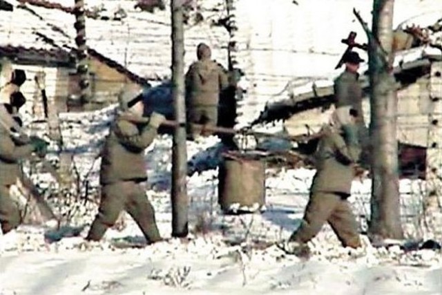 
	Tù nhân Triều Tiên trong giờ lao động