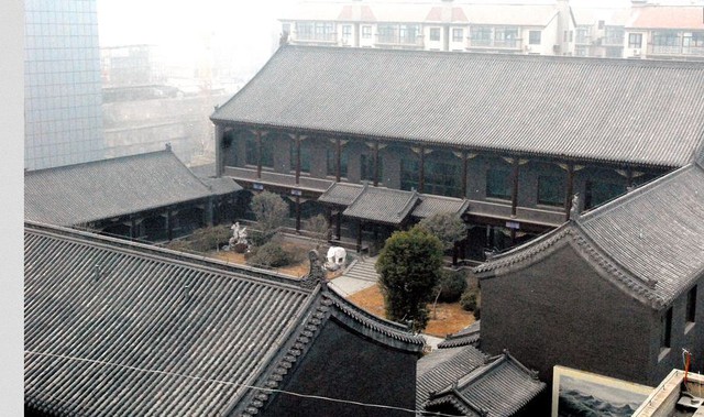  	Tư dinh của Cốc Tuấn San tại thành phố Bộc Dương (Hà Nam, Trung Quốc)