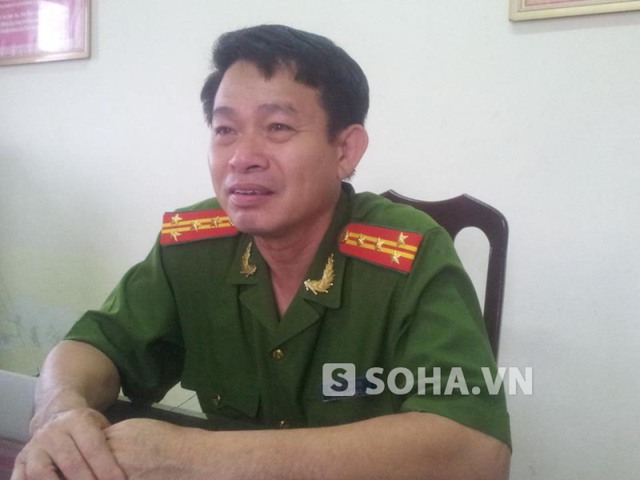  	Đại tá Nguyễn Thanh Bình - Phó Giám đốc Công an tỉnh Hà Nam trao đổi với PV