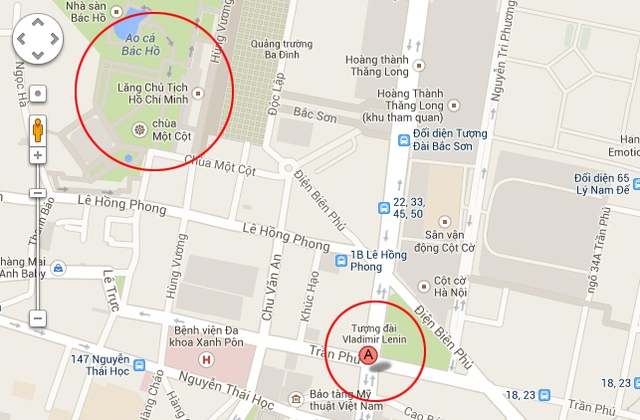  	Nhiều cư dân mạng thích con đường mang tên Võ Nguyên Giáp gần với Lăng Bác (vòng tròn đỏ to). Trong ảnh, vòng tròn đỏ nhỏ là vị trí biệt thự 30 Hoàng Diệu, nơi Đại tướng ở. Ảnh: Google Map