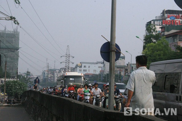 Quốc tang Đại tướng: Cõng người nhà vào viện 108