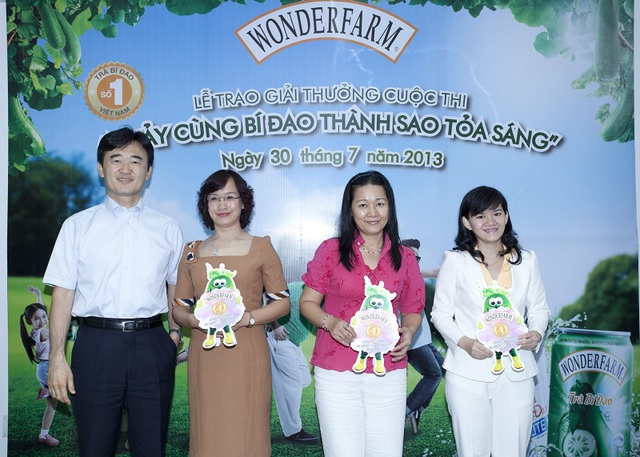 Bất ngờ thành sao với Trà Bí Đao WONDERFARM trong mùa hè này!