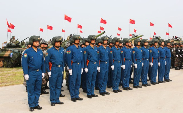 119 thành viên còn lại đã khởi hành bằng tàu hỏa vào trưa ngày 27/7 tại thành phố biên giới Manchuri ở Nội Mông. (Lính tăng thiết giáp của Trung Quốc tham gia cuộc tập trận này).