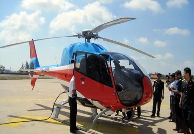 Máy bay EC-120B do Tập đoàn chế tạo trực thăng Eurocopter (Pháp) sản xuất để huấn luyện cho phi công.