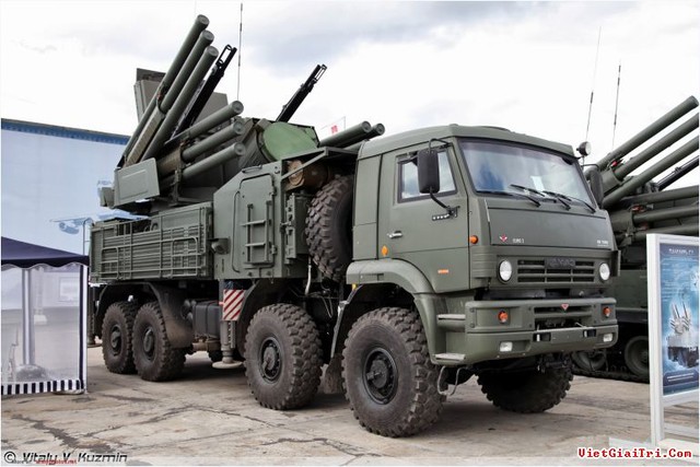 Phòng không VN: Bộ đôi kiếm sắc S-300 và khiên dày Pantsir-S1