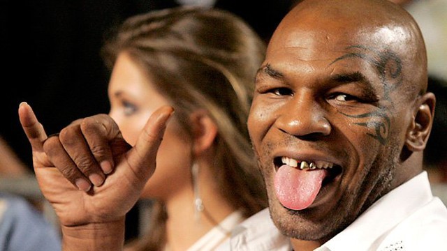  	Mike Tyson từng là con nghiện nặng của ma túy và rượu