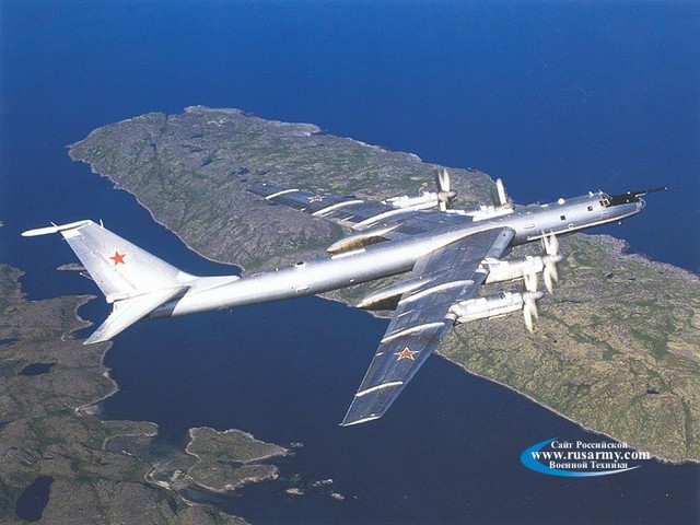 Máy bay ném bom chiến lược Tu-95 của Nga.