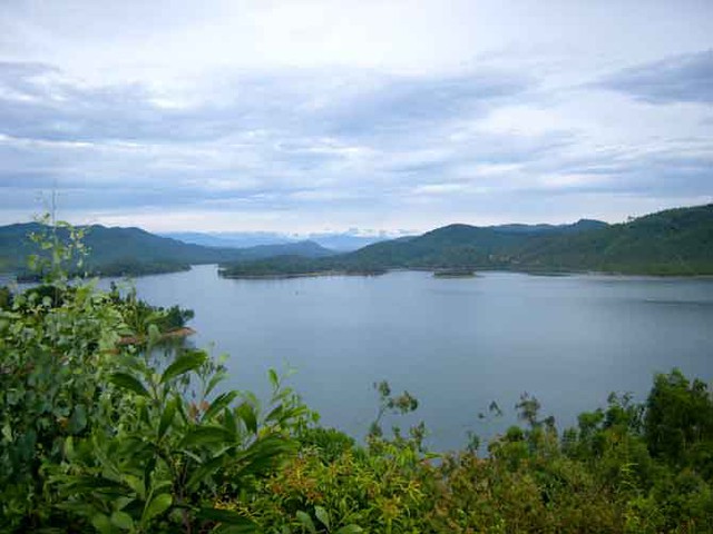 Hồ Phú Ninh, nơi tìm thấy thi thể ba mẹ con cô giáo Diệu.