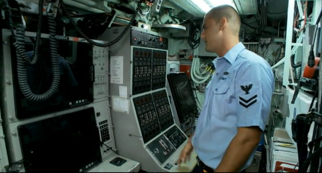 Bảng điều khiển lệnh phóng là nơi quan trọng đối với vũ khí tấn công của tất cả tàu ngầm.