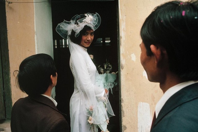 Cô dâu xinh đẹp trong áo dài truyền thống.