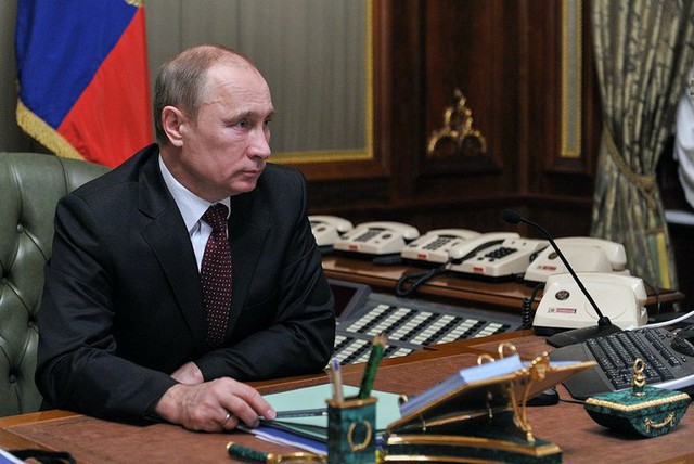 Hệ thống điện thoại liên lạc và bộ đàm tại văn phòng Tổng thống Putin.