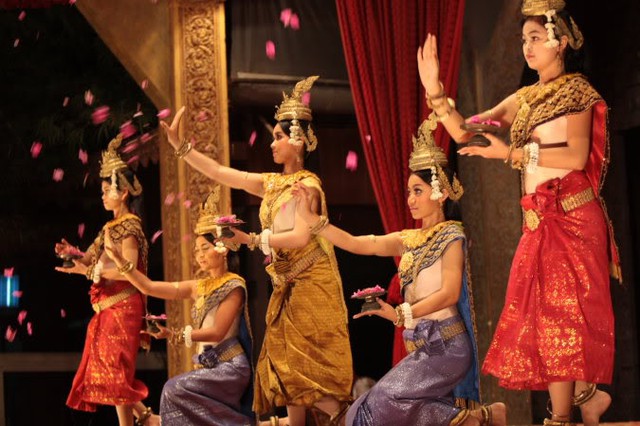 Cách chào đón Năm mới - chaul chnam thmey đầy ấn tượng của người Khmer-Campuchia