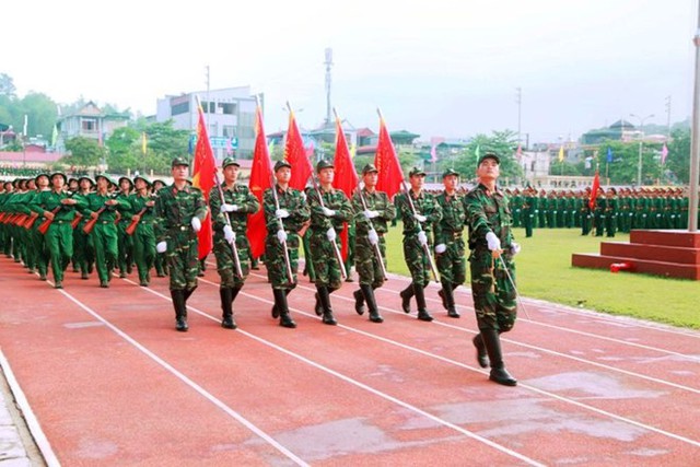 Các khối quân đội chính quy là lực lượng nòng cốt trong diễu binh kỷ niệm chiến thắng Điện Biên Phủ